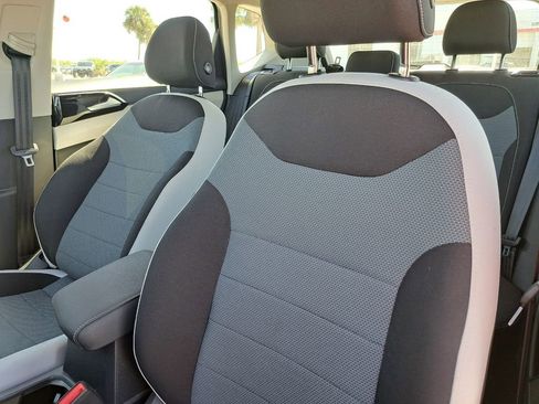 Used 2025 Volkswagen Taos S image 19