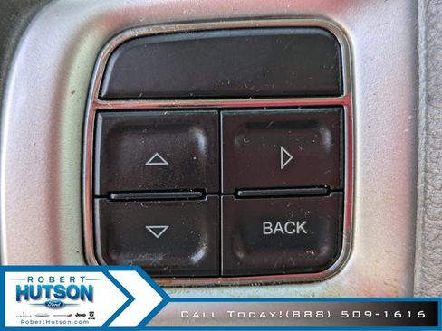 Used 2019 Dodge Journey SE w/ Premium Group image 21