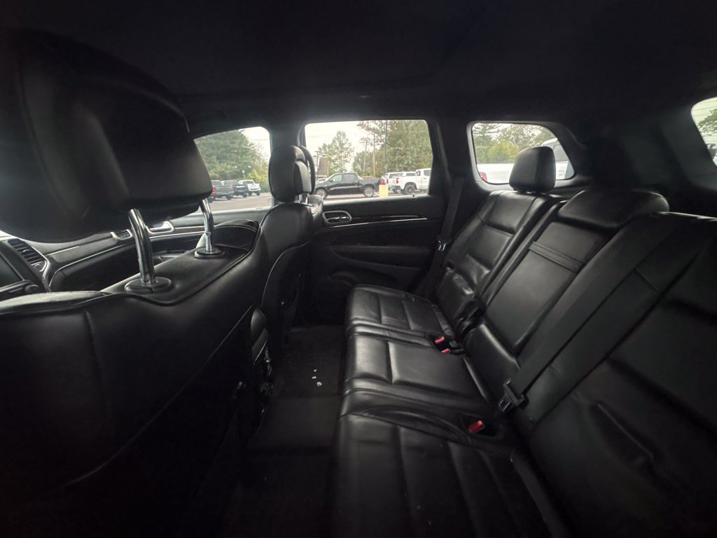 Used 2017 Jeep Grand Cherokee Overland AWD/4WD image 7