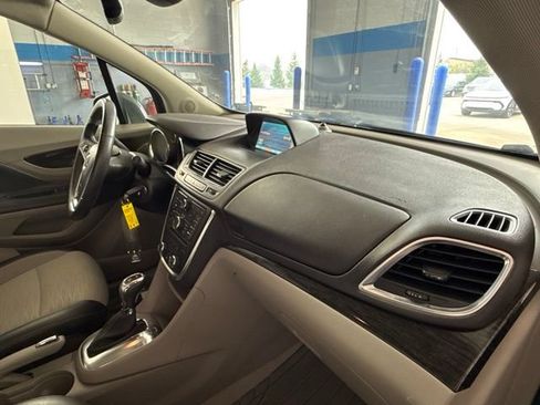 Used 2016 Buick Encore Convenience FWD image 30