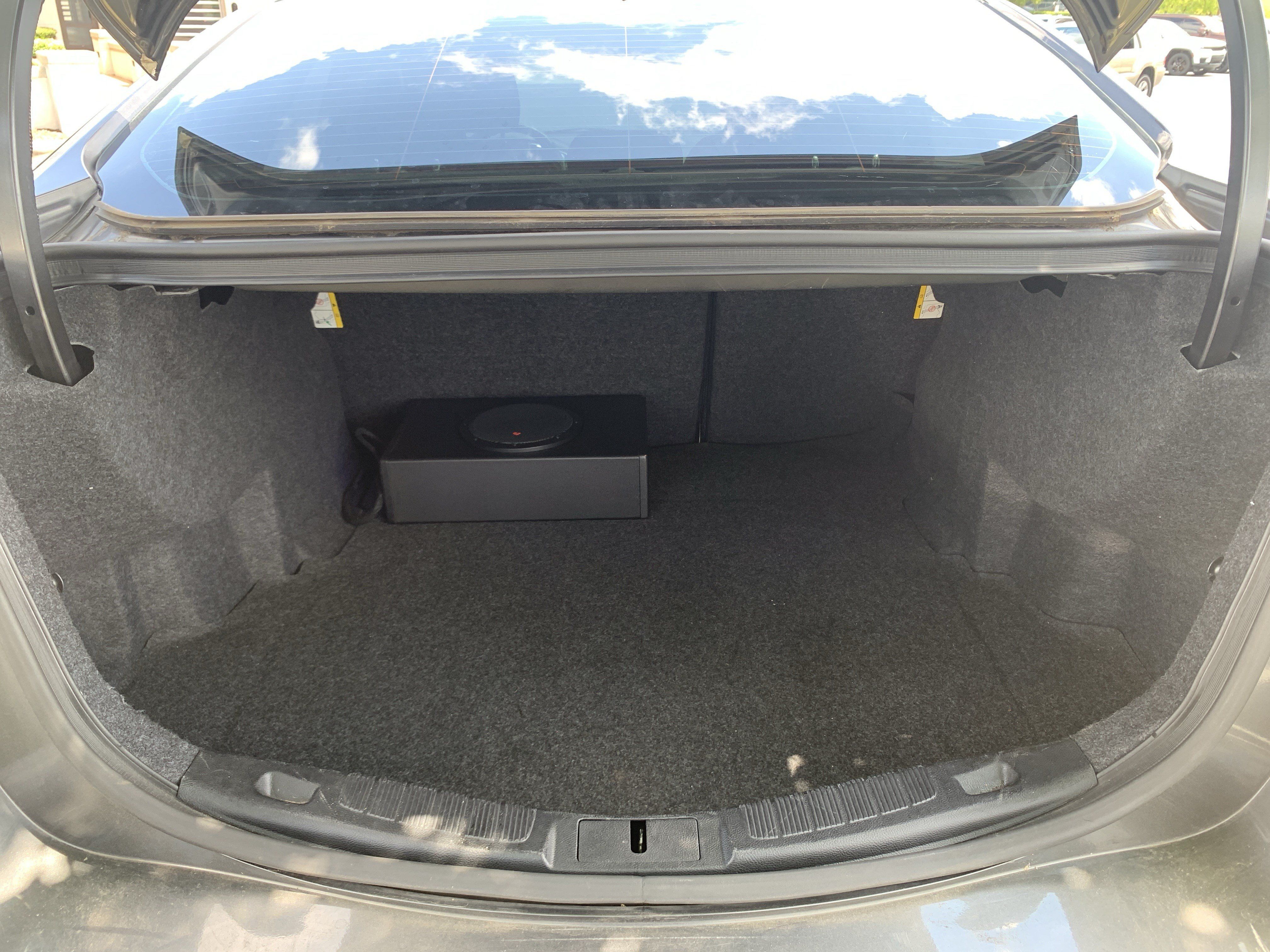 Used 2019 Ford Fusion SE FWD image 32