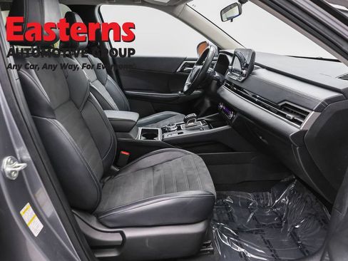 Used 2023 Mitsubishi Outlander SE AWD/4WD image 23