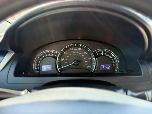 Used 2012 Toyota Camry LE image 19