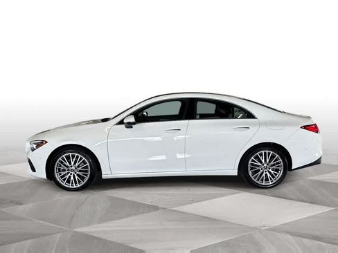Used 2025 Mercedes-Benz CLA 250 4MATIC w/ Winter Package image 5