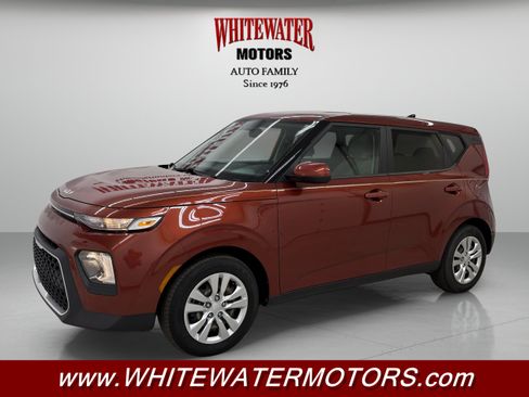 Used 2022 Kia Soul LX FWD image 1