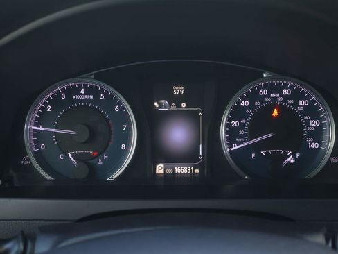 Used 2016 Toyota Camry LE image 13