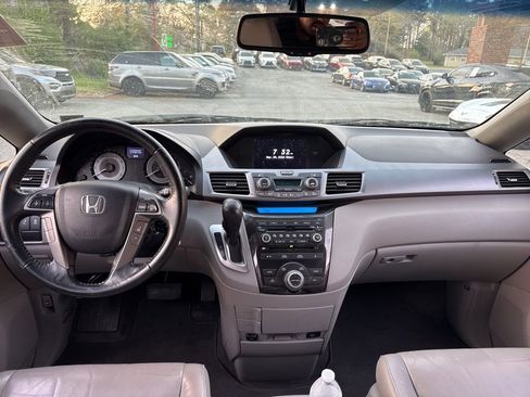 Used 2012 Honda Odyssey Touring image 11