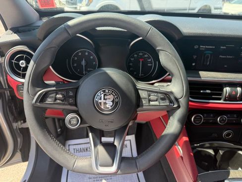 Used 2020 Alfa Romeo Stelvio Ti image 20