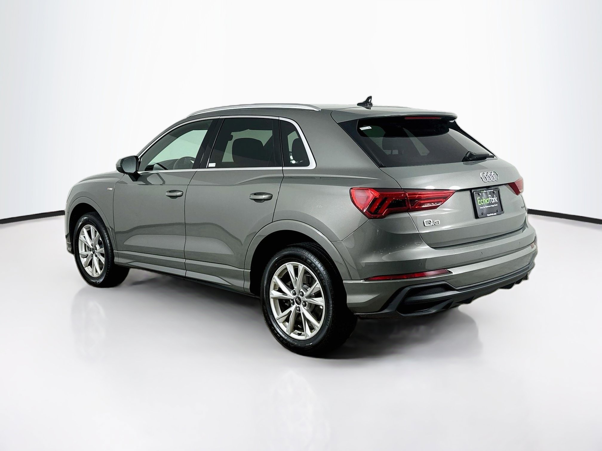 Used 2025 Audi Q3 2.0T Premium AWD/4WD image 5