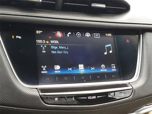 Used 2017 Cadillac XT5 Luxury w/ Driver Awareness Package image 16