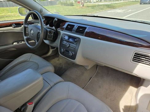 Used 2011 Buick Lucerne CXL w/ Driver Confidence Package FWD image 15