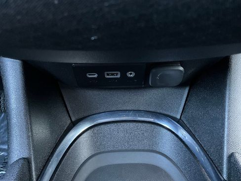 Used 2023 Chevrolet Malibu LT image 24