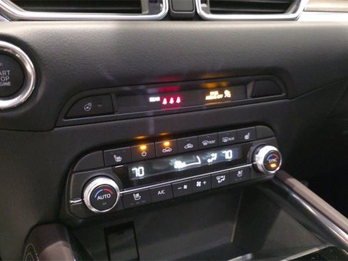 New 2025 MAZDA CX-5 Signature image 24