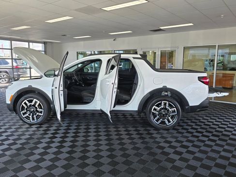 Used 2025 Hyundai Santa Cruz Limited image 17