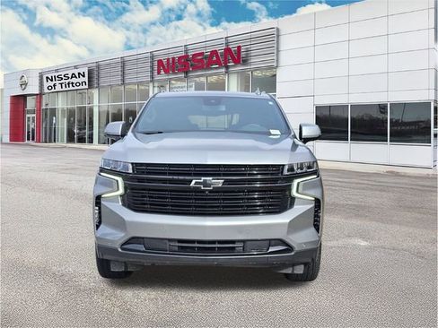 Used 2024 Chevrolet Tahoe RST w/ Luxury Package image 2
