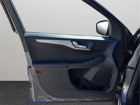 Used 2021 Ford Escape SEL image 21