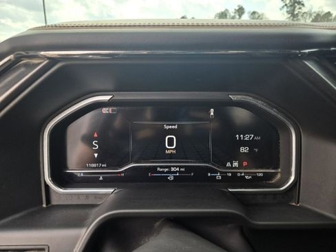 Used 2024 GMC Sierra 1500 AT4 w/ Technology Package AWD/4WD image 11