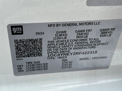 Used 2024 Chevrolet Silverado 2500 LT image 33