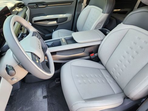 New 2026 Kia EV9 Wind AWD/4WD image 11