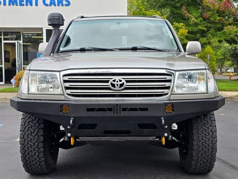 Used 2004 Toyota Land Cruiser w/ Convenience Pkg AWD/4WD image 25