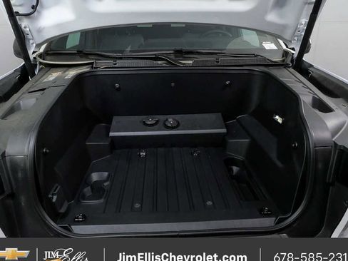 New 2025 Chevrolet Silverado EV LT AWD/4WD image 32