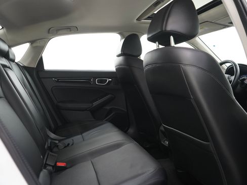 Used 2023 Honda Civic Touring image 12