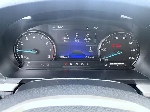 Used 2022 Ford Explorer XLT w/ Equipment Group 202A image 16