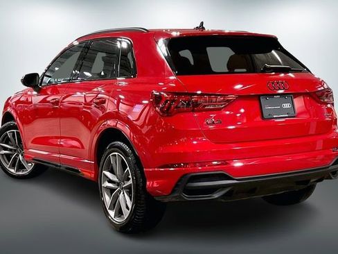 Certified 2025 Audi Q3 2.0T Premium w/ Convenience Package image 12