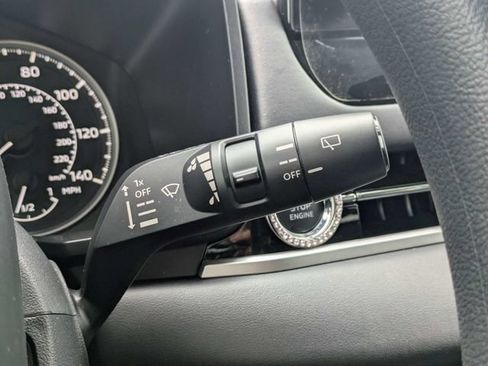 Used 2025 Mitsubishi Outlander ES FWD image 26