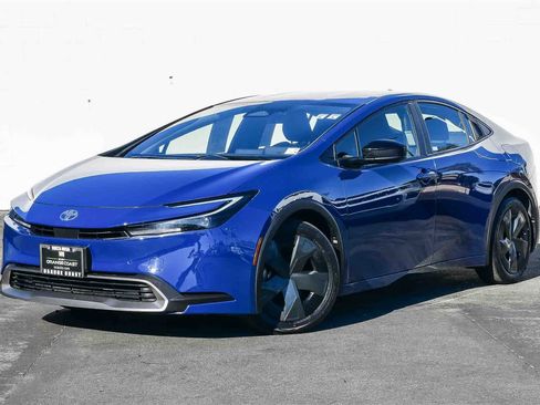 Used 2024 Toyota Prius Prime SE image 1