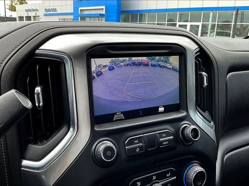 Used 2021 Chevrolet Silverado 1500 LT Trail Boss w/ Bed Protection Package AWD/4WD image 15