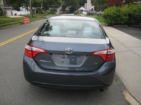 Used 2014 Toyota Corolla LE FWD image 4