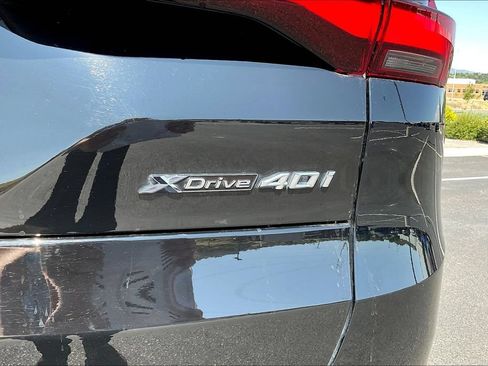 Used 2022 BMW X5 xDrive40i w/ Parking Assistance Package AWD/4WD image 24
