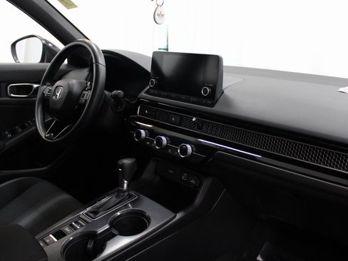 Used 2023 Honda Civic Sport image 29