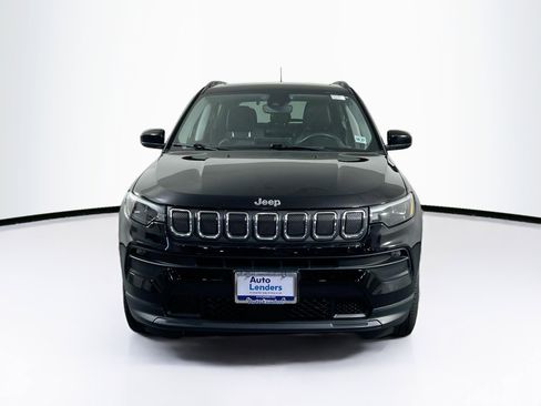 Used 2022 Jeep Compass Latitude w/ Sun and Sound Group image 2