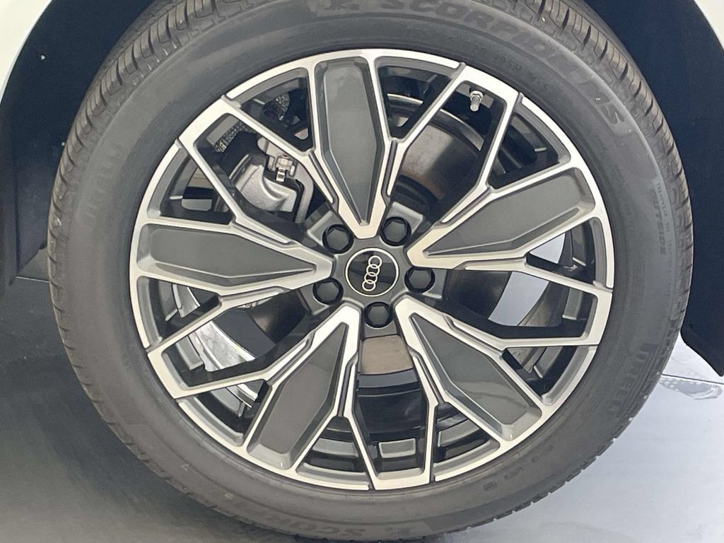 New 2026 Audi Q5 Premium Plus AWD/4WD image 14