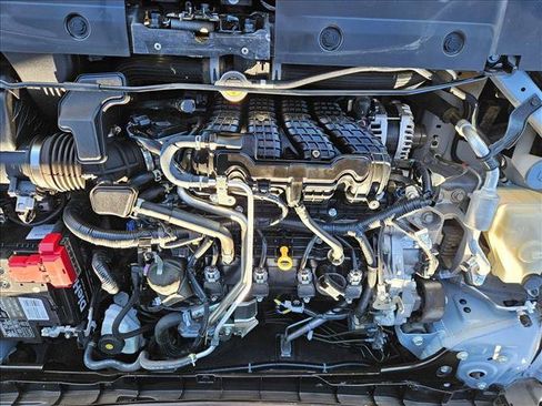 Used 2024 Nissan Altima 2.5 SV image 18