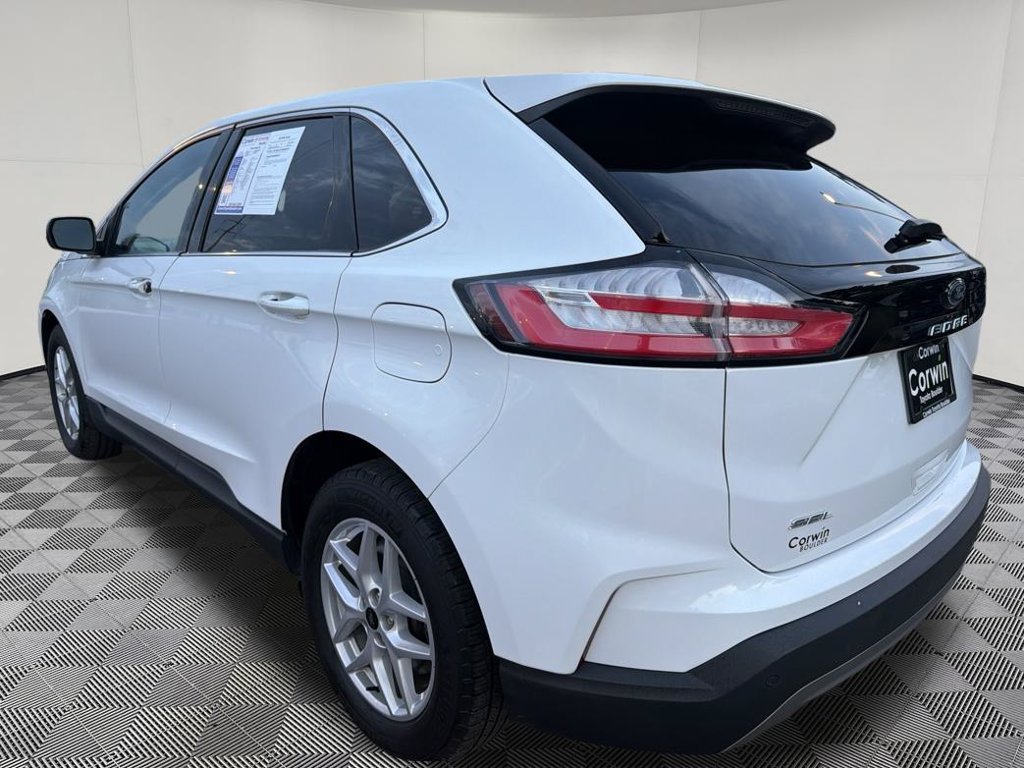 Used 2024 Ford Edge SEL AWD/4WD image 5