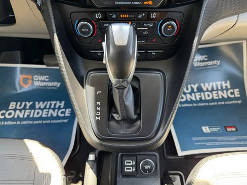 Used 2019 Ford Transit Connect Titanium w/ Titanium Premium Package FWD image 28