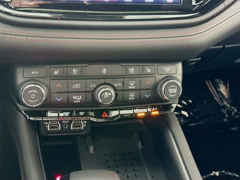 New 2026 Dodge Durango GT image 11