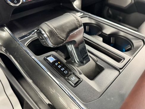 Used 2021 Ford F150 Lariat w/ Equipment Group 502A High AWD/4WD image 23