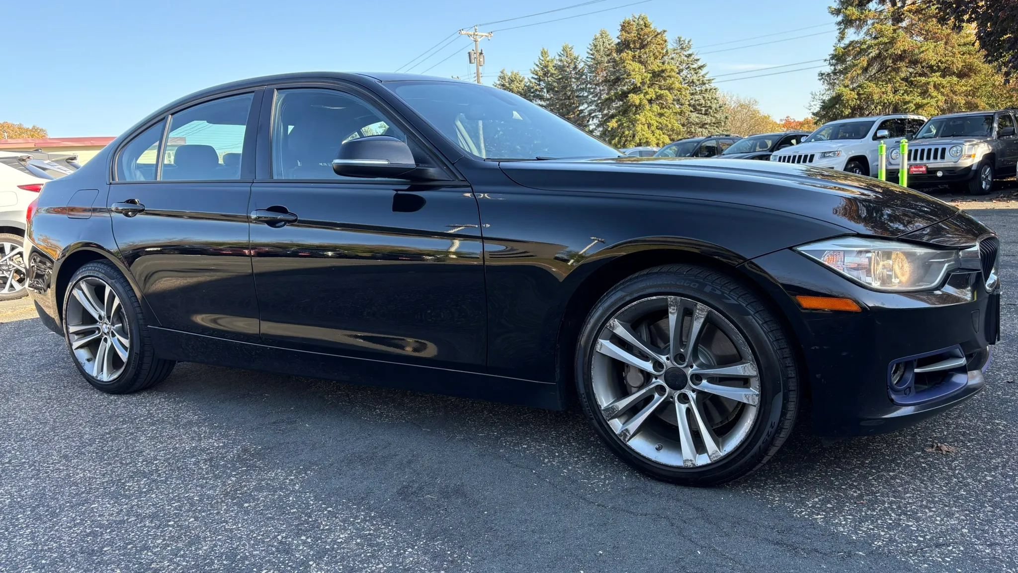 Used 2013 BMW 335i xDrive Sedan AWD/4WD image 12