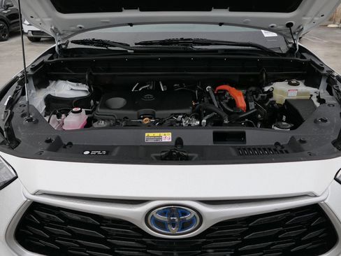 Used 2022 Toyota Highlander Bronze Edition image 29