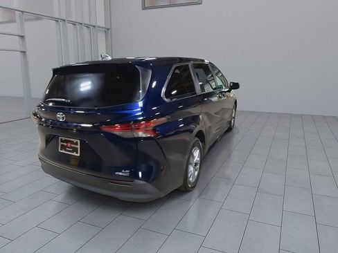 Used 2022 Toyota Sienna LE FWD image 8