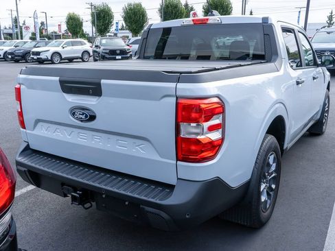 Used 2025 Ford Maverick XLT w/ XLT Luxury Package AWD/4WD image 4