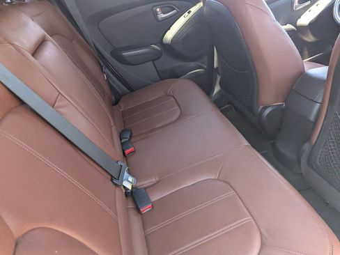 Used 2012 Hyundai Tucson Limited w/ Premium Pkg image 14