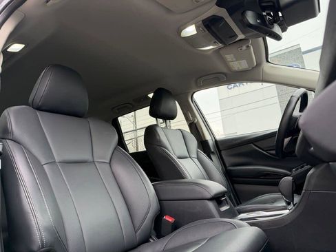 Used 2023 Subaru Ascent Limited image 10