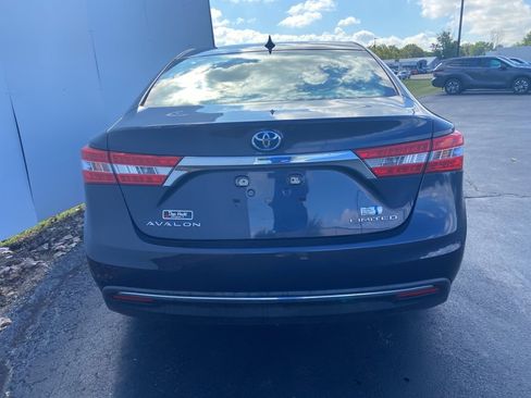 Used 2014 Toyota Avalon Limited image 9