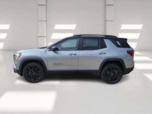 New 2026 GMC Terrain Elevation w/ Black Edition FWD image 4