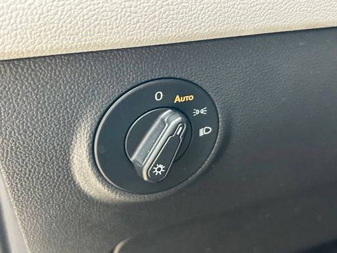 Certified 2022 Volkswagen Taos S AWD/4WD image 49